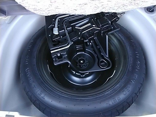 Toyota PRIUS 2013-12 196725-25