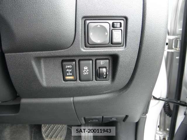 Nissan MARCH 2015-05 363203-11