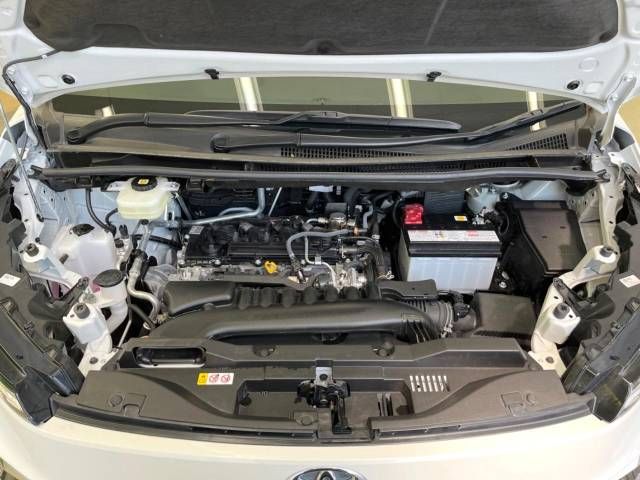 Toyota VOXY 2023-04 184468-18