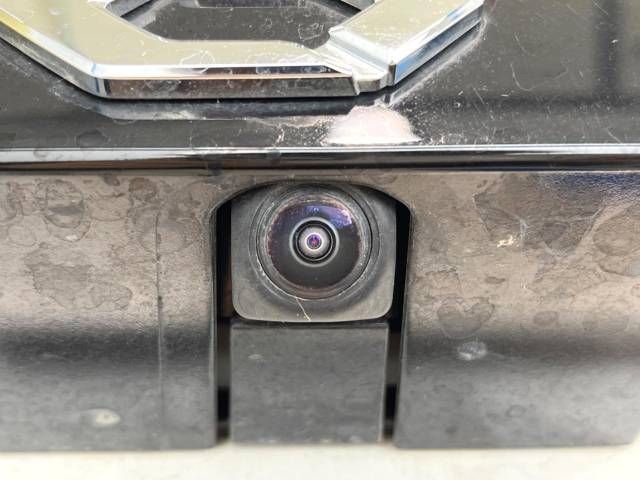 Toyota VOXY 2023-04 184468-3