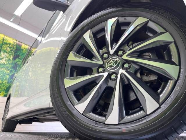 Toyota VOXY 2023-04 184468-13