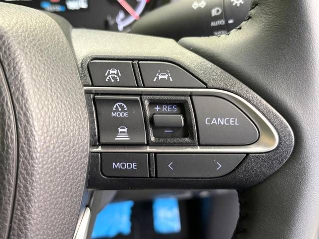 Toyota VOXY 2023-04 184468-5