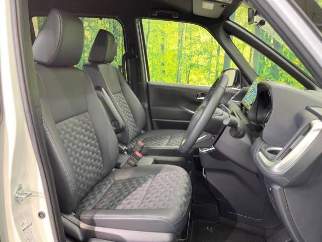 Toyota VOXY 2023-04 184468-8
