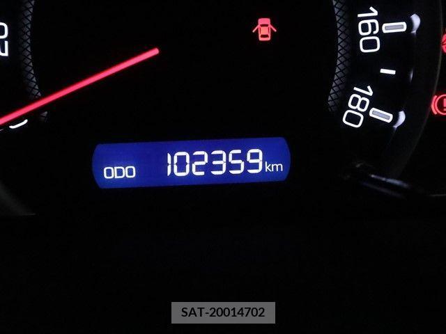Toyota VOXY 2015-10 370404-28