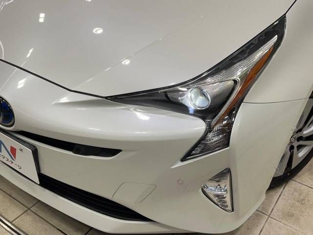Toyota PRIUS 2016-08 186259-12