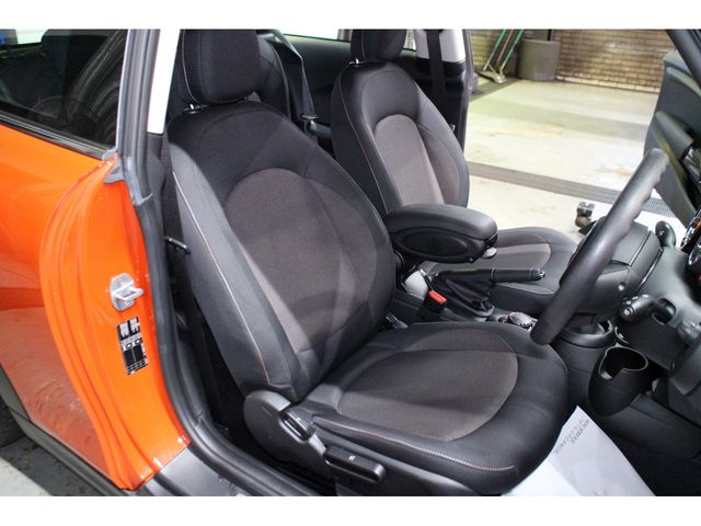 Bmw MINI 2019-06 183620-23