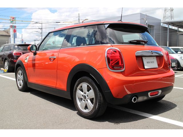 Bmw MINI 2019-06 183620-6