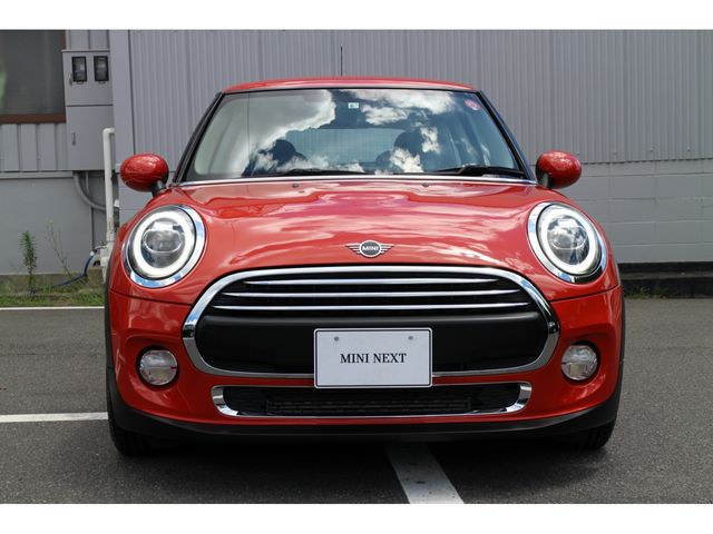 Bmw MINI 2019-06 183620-1