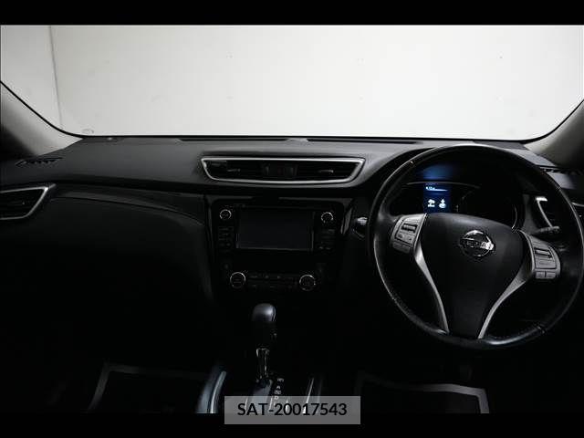 Nissan X-TRAIL 2015-07 325994-11