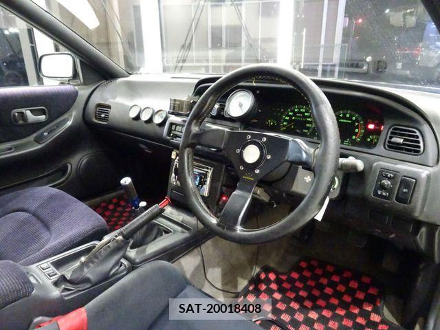 Nissan CEFIRO 1990-03 202916-6