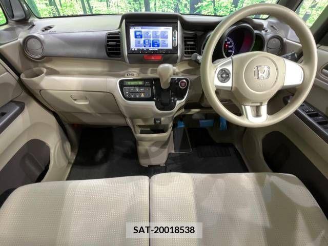 Honda N BOX 2015-04 278772-1