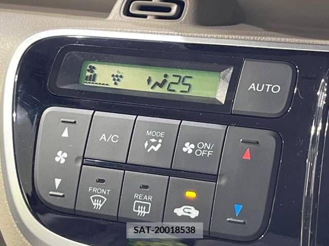 Honda N BOX 2015-04 278772-7
