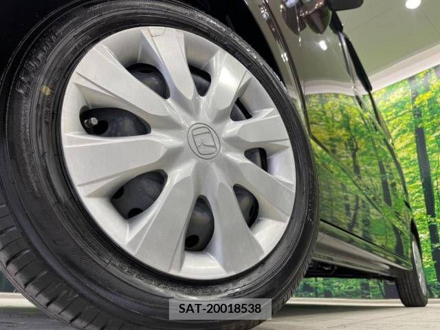 Honda N BOX 2015-04 278772-13