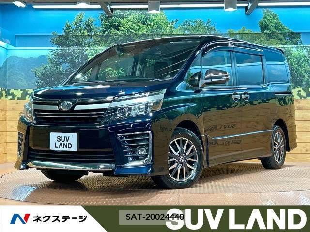 Toyota VOXY 2017-02 321525-0