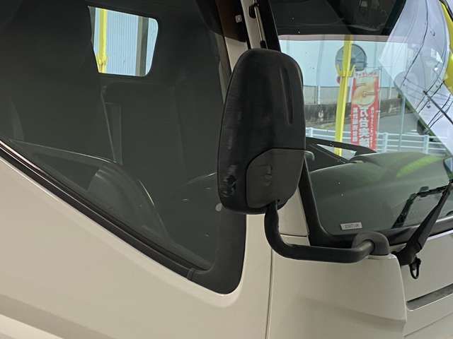 Mitsubishi CANTER 2017-10 15454-19