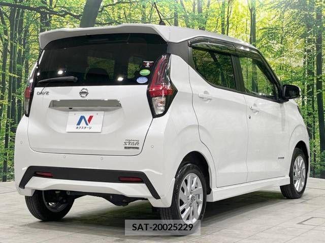Nissan DAYZ 2019-06 242936-17