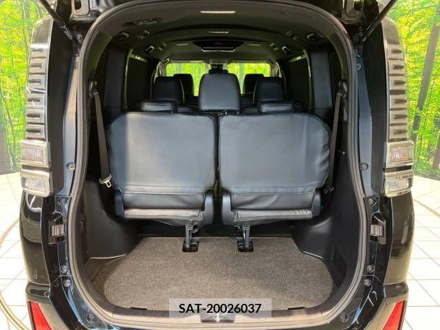 Toyota VOXY 2019-08 394958-11