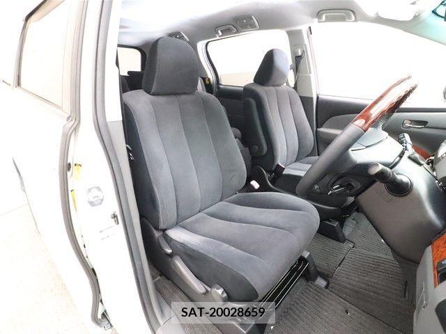 Toyota ESTIMA 2011-08 224704-3