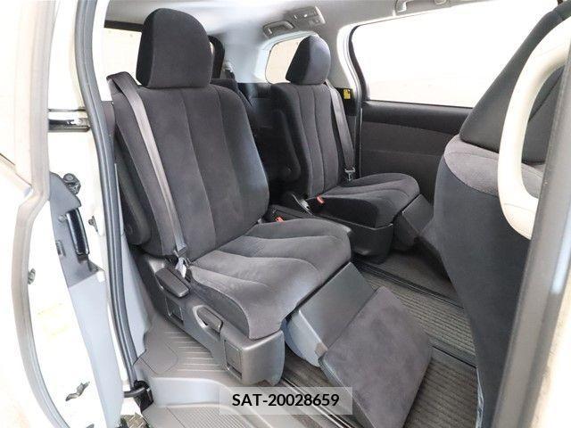 Toyota ESTIMA 2011-08 224704-4