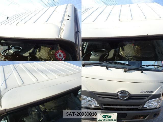 Hino DUTRO 2017-11 332153-4