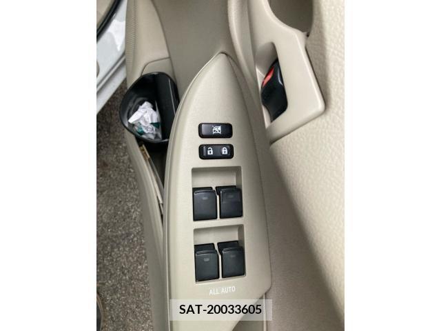 Toyota COROLLA AXIO 2012-01 390018-11