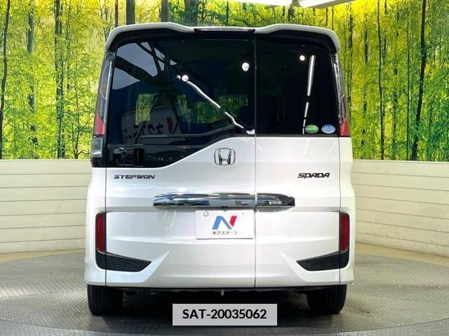 Honda e 2015-06 346437-15