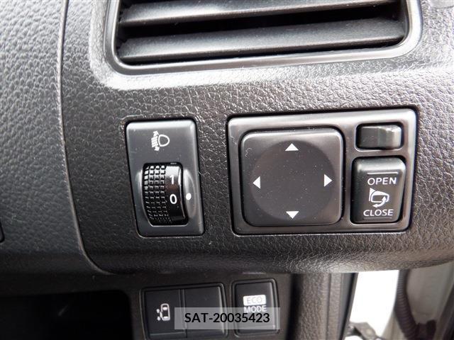 Nissan SERENA 2011-07 255345-19
