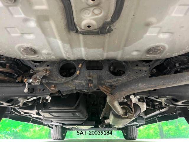 Toyota HARRIER 2015-12 271267-19