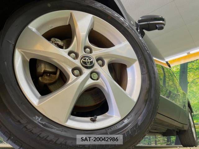 Toyota C-HR 2018-11 294892-13