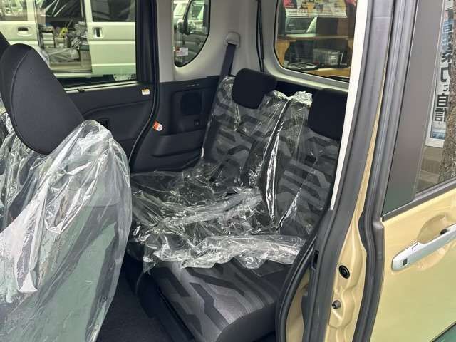 Daihatsu TANTO 2023-01 189633-3