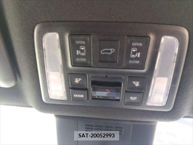 Toyota NOAH HYBRID 2023-02 322897-7