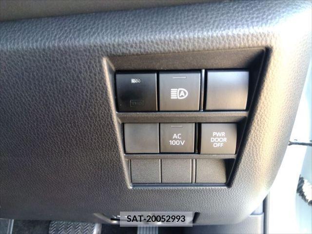 Toyota NOAH HYBRID 2023-02 322897-5
