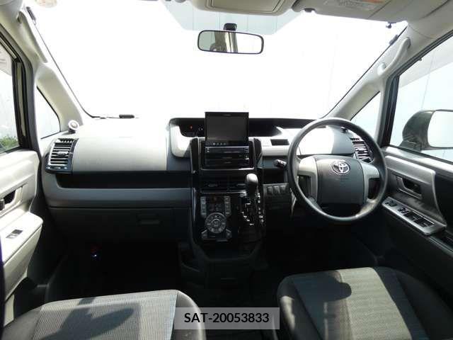 Toyota VOXY 2008-03 253631-2