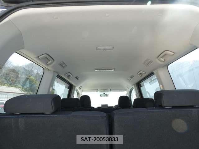 Toyota VOXY 2008-03 253631-9