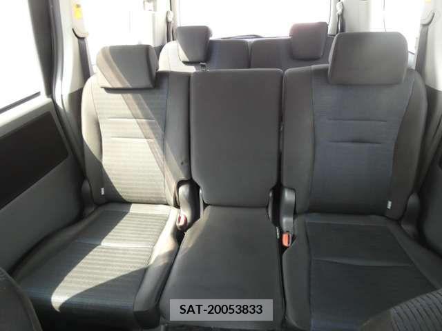 Toyota VOXY 2008-03 253631-7