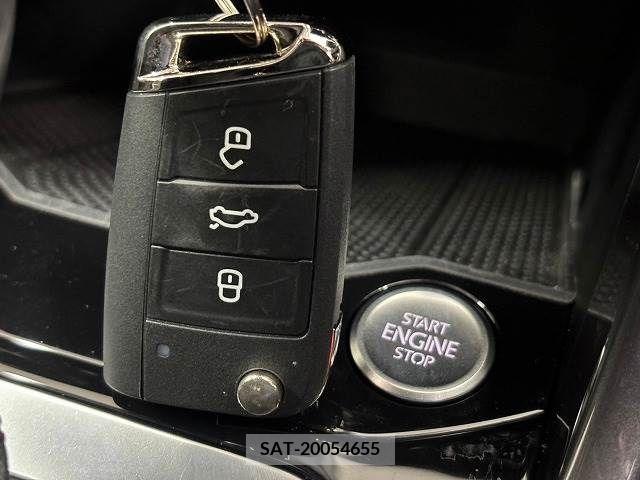 VolksWagen T-ROC 2021-08 298626-9