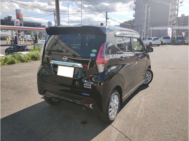 Nissan DAYZ 2021-03 10922-2