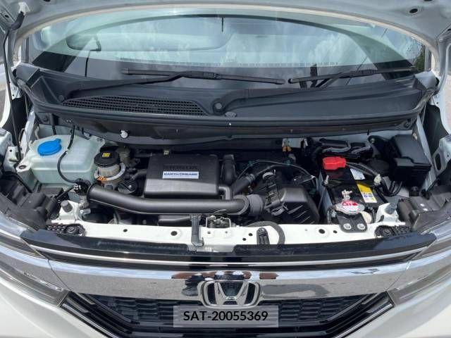 Honda N BOX CUSTOM 2018-06 306986-18