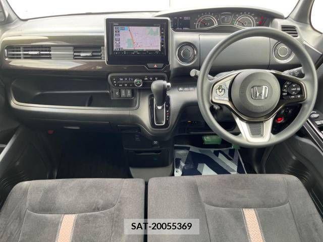 Honda N BOX CUSTOM 2018-06 306986-1