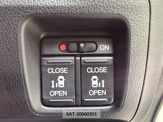 Honda N BOX CUSTOM 2016-09 278991-5