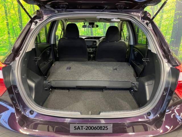 Toyota VITZ 2019-11 210262-10