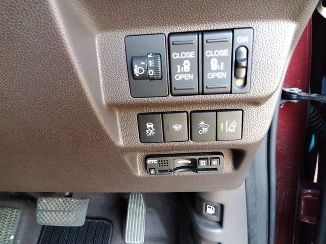 Honda FREED 2017-03 6250-15