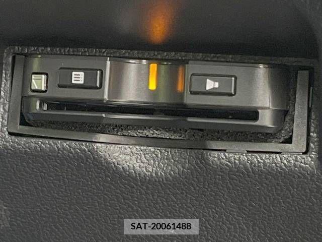 Toyota PRIUS 2019-06 342175-7