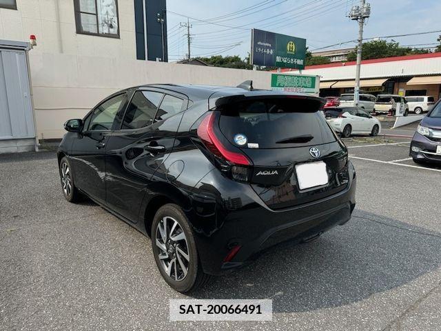 Toyota AQUA 2021-07 346737-2