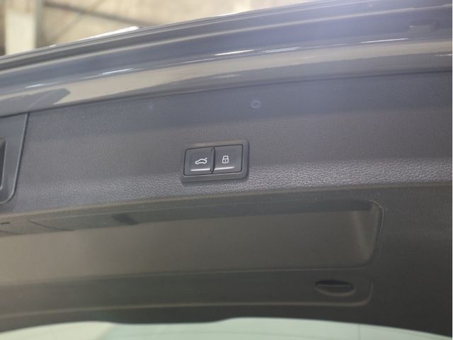 Audi Q2 2020-12 191952-23