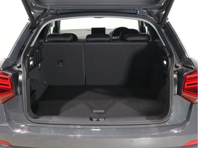 Audi Q2 2020-12 191952-24