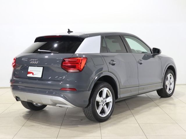 Audi Q2 2020-12 191952-7