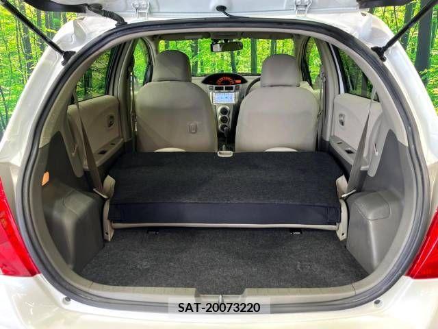 Toyota VITZ 2010-03 370166-10