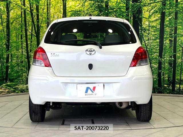 Toyota VITZ 2010-03 370166-15