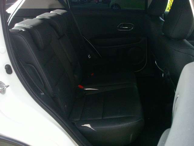Honda VEZEL 2015-11 18481-11
